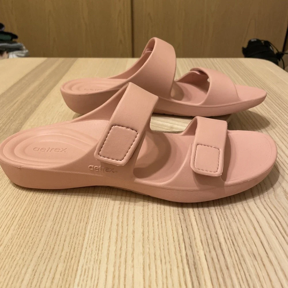 Aetrex Kaia Sandals Womens Size 11 Rose Pink Adjustable Straps Comfort Slip On